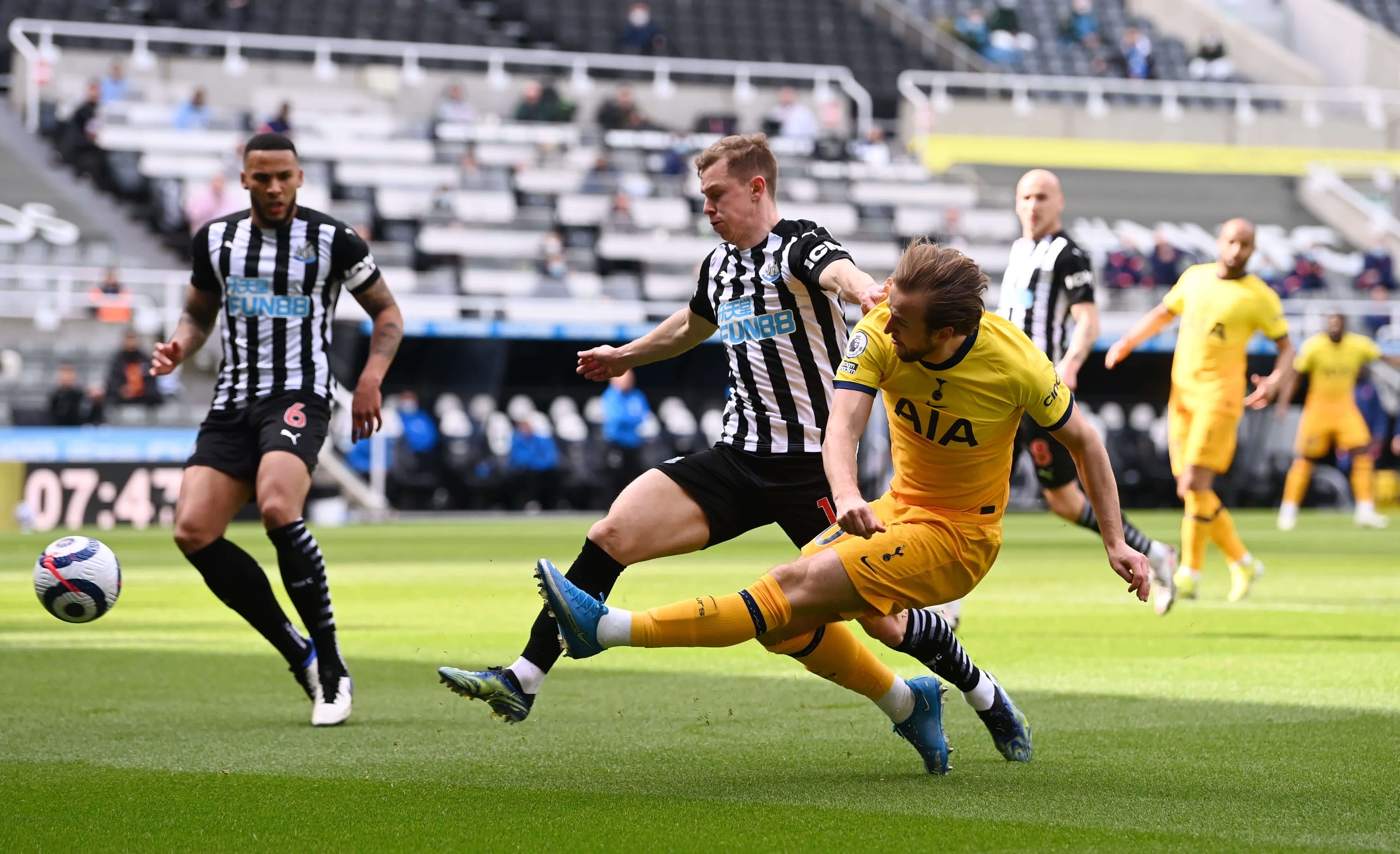 场外的相遇 场外的相遇